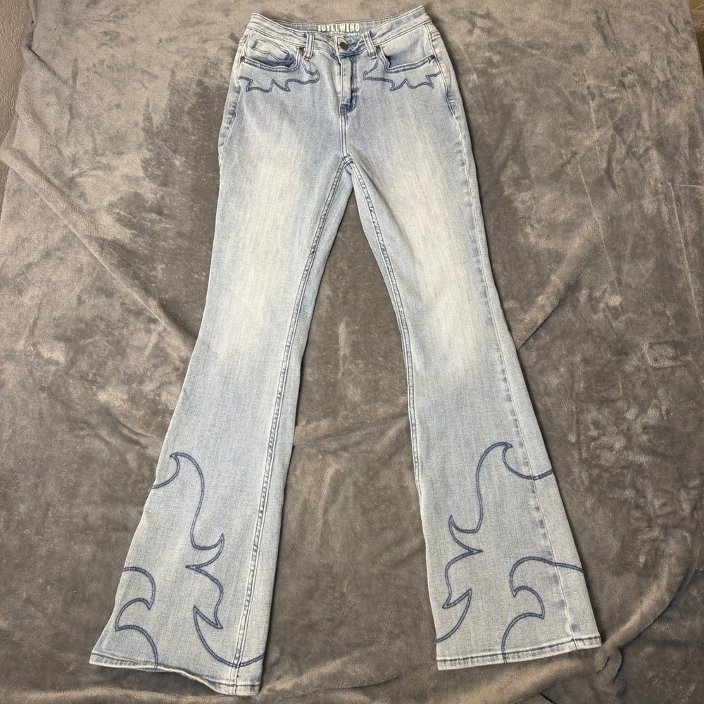 Idyllwind Miranda Lambert 4Wx34L Light Wash Embroidered Flare Jean Western Flame